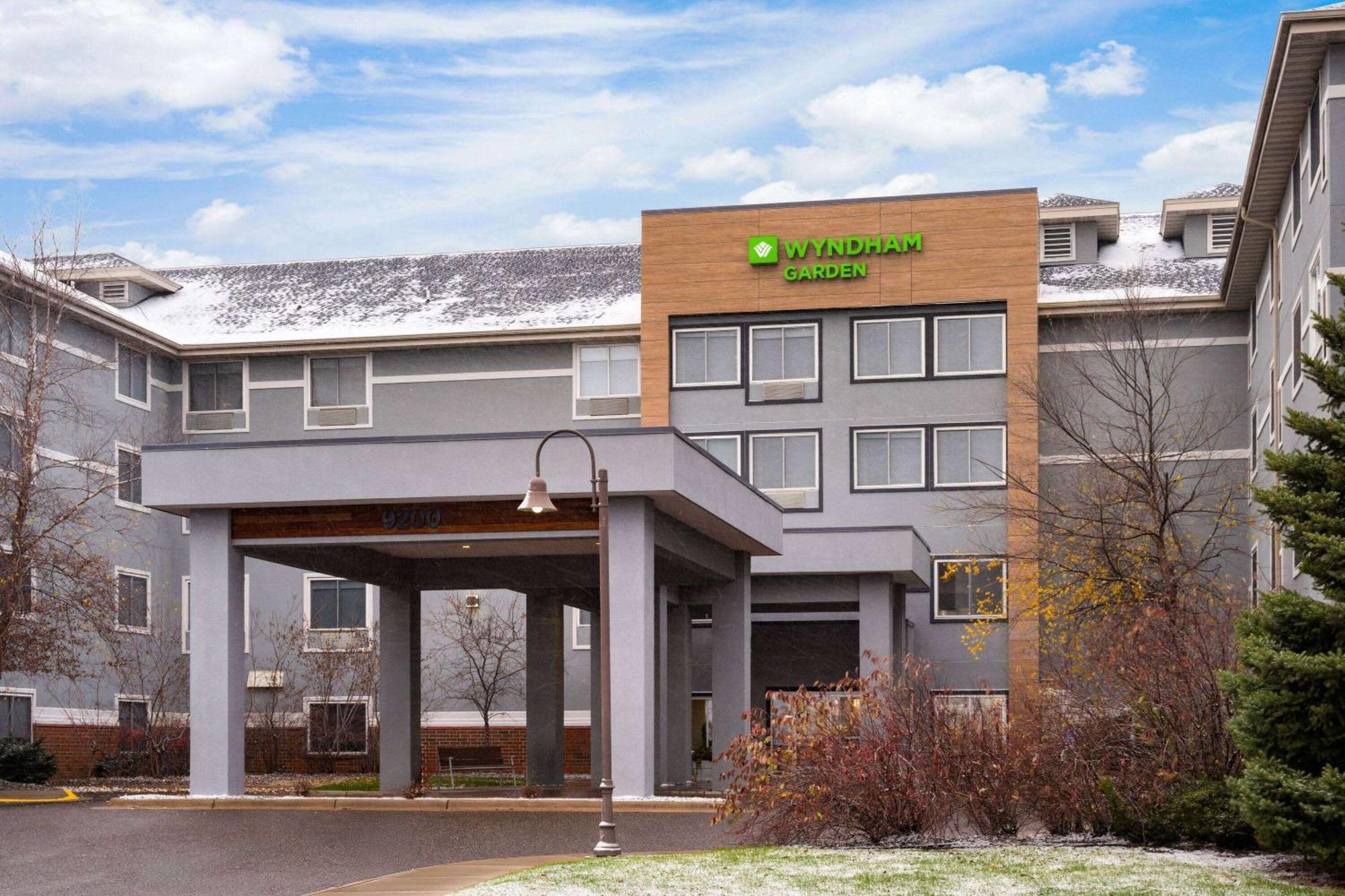 Wyndham Garden Otsego-Minneapolis Buitenkant foto